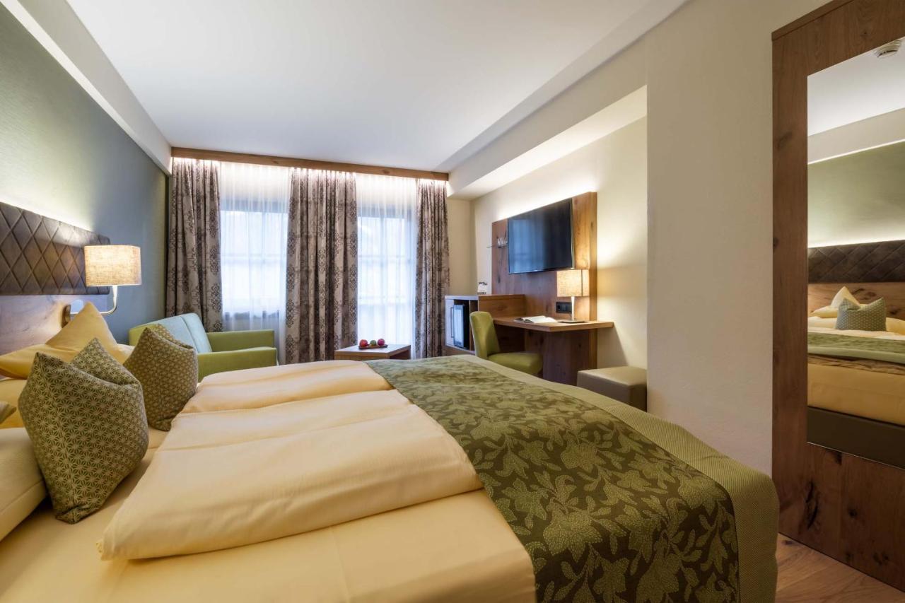 Hotel Derneuwirt à Hippach Extérieur photo