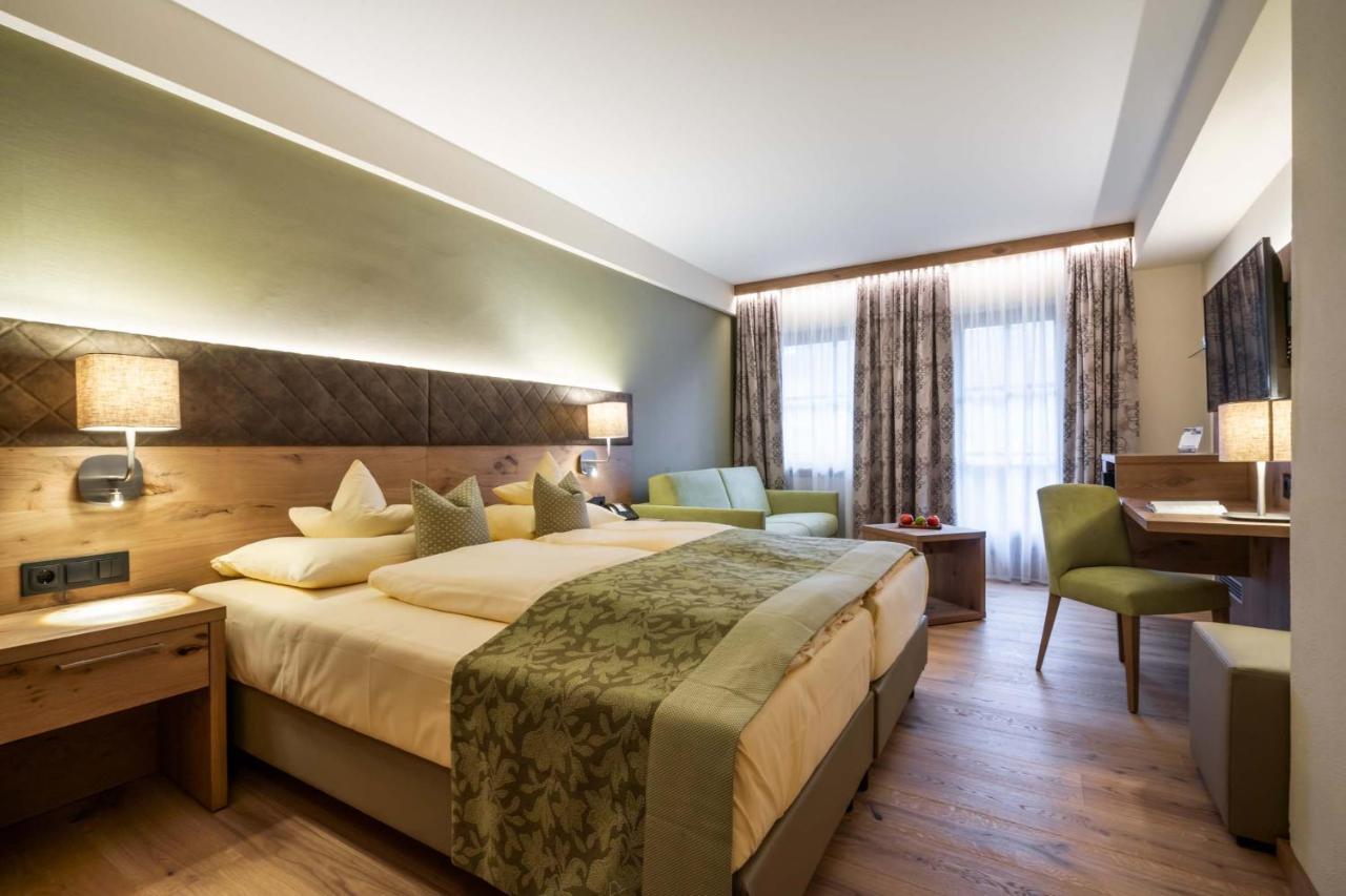 Hotel Derneuwirt à Hippach Extérieur photo